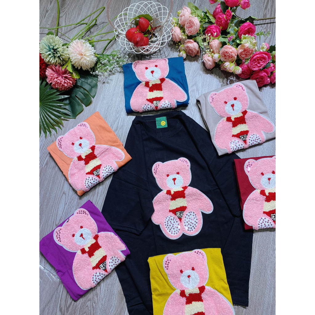 Áo thun form rộng tay lỡ nữ 3158 cổ tròn đáp thêu giá rẻ unisex in hình gấu hồng dễ thương nhiều màu siêu hot