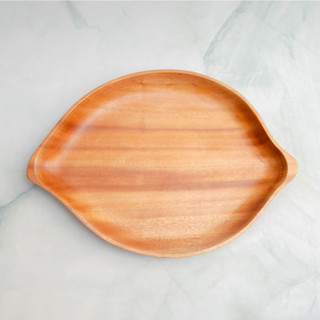 Dĩa gỗ kiểu hình chiếc lá vku 100% nguyên liệu tự nhiên kích thước 24 × 17 × 2 cm