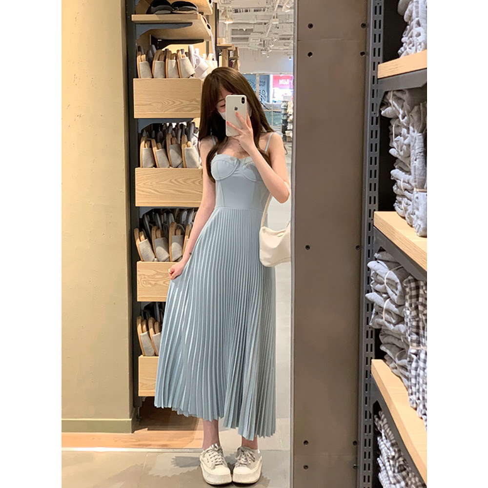 (ORDER) Váy hai dây màu xanh nhạt cúp ngực thon eo xòe dài xếp ly tiểu thư gợi cảm mùa hè Hàn Quốc (HÀNG MỚI VỀ)