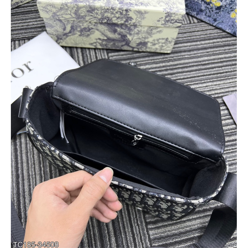 Túi đeo chéo 2 khoá thời trang thuân tiên dễ dùng