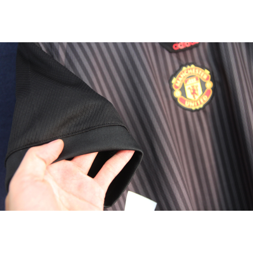 BỘ TRAINING MU ICON -  BLACK mới nhất 2023