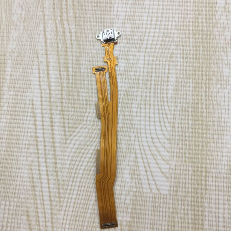 Dây cáp chân sạc Oppo F5