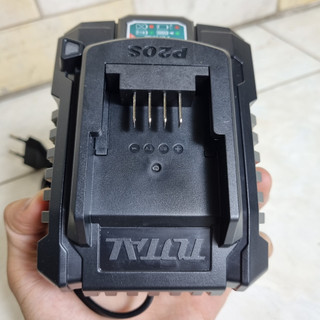 Đế Sạc Pin 20v Total TFCLI2001 [chính hãng]