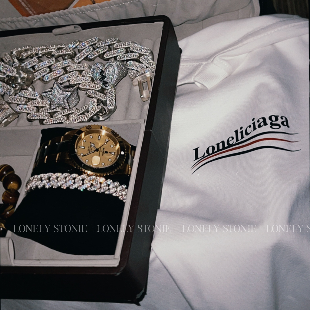 Áo Phông LONELICIAGA Màu Trắng - Chất Liệu 100% Cotton Form Unisex Dáng Xuông Cho Nam/Nữ