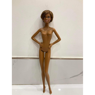 Búp bê Barbie muse used (2)