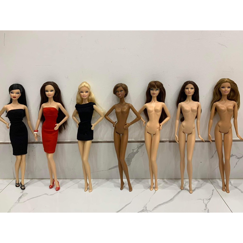Búp bê Barbie muse used (2)