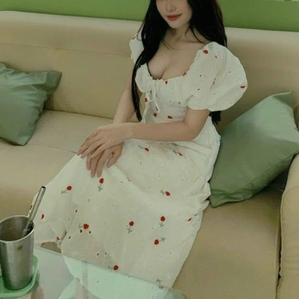 ĐẦM MIDI XÔ THÊU HOA CUTOUT LƯNG HÀNG QC LOẠI 1 - DA3003