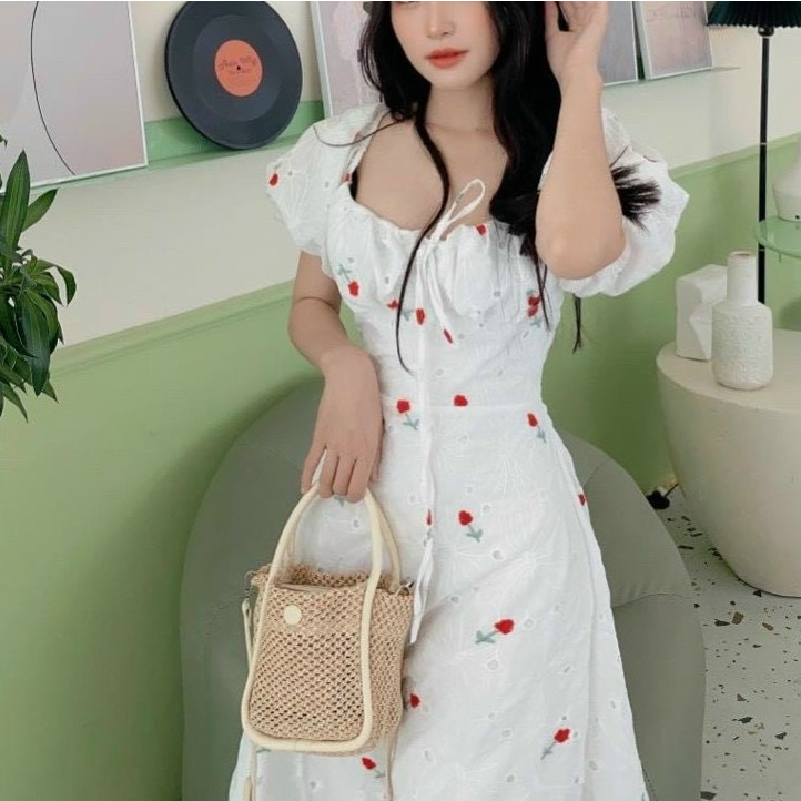 ĐẦM MIDI XÔ THÊU HOA CUTOUT LƯNG HÀNG QC LOẠI 1 - DA3003