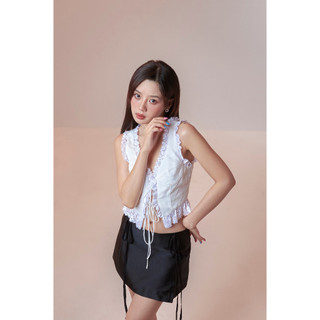 Lace Top - Áo trắng cột dây phối ren