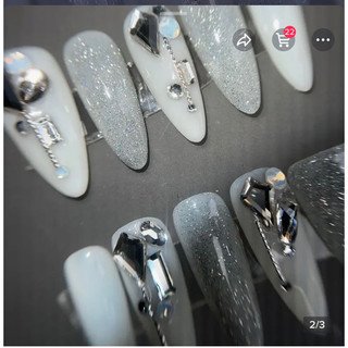 Nailbox đính đá đơn giản