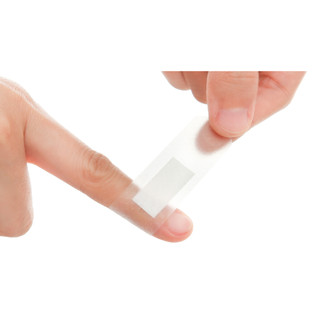 BĂNG CÁ NHÂN TRONG URGO TRANSPARENT 100 miếng