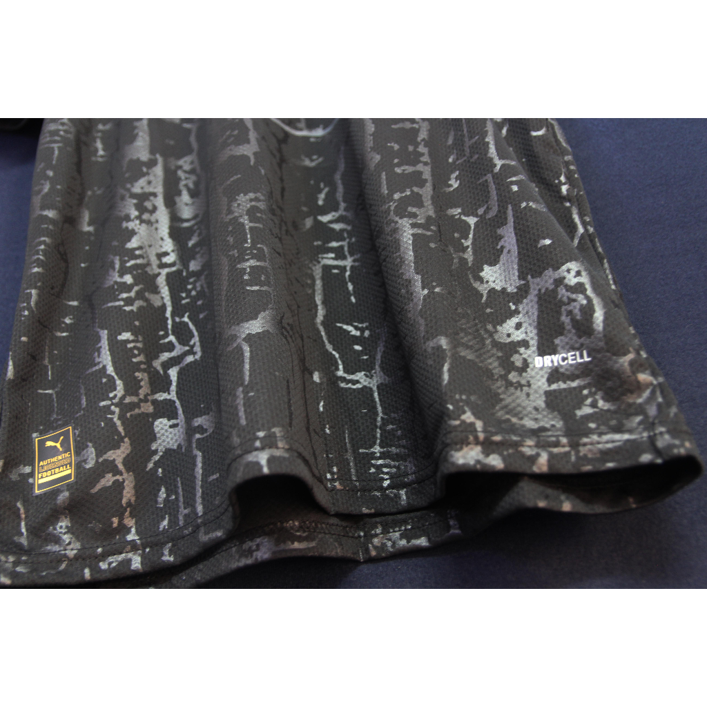 Bộ áo đấu Dortmund đen 2023 , mẫu mới hoạ tiết lạ mắt