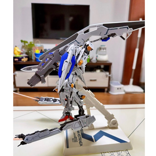 Mô hình gunpla MG 1/100 Avalanche Astraea
