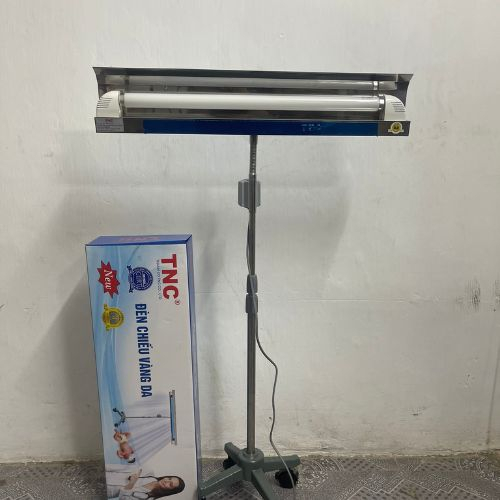 Đèn chiếu vàng da trẻ sơ sinh TNC  có chân bánh xe