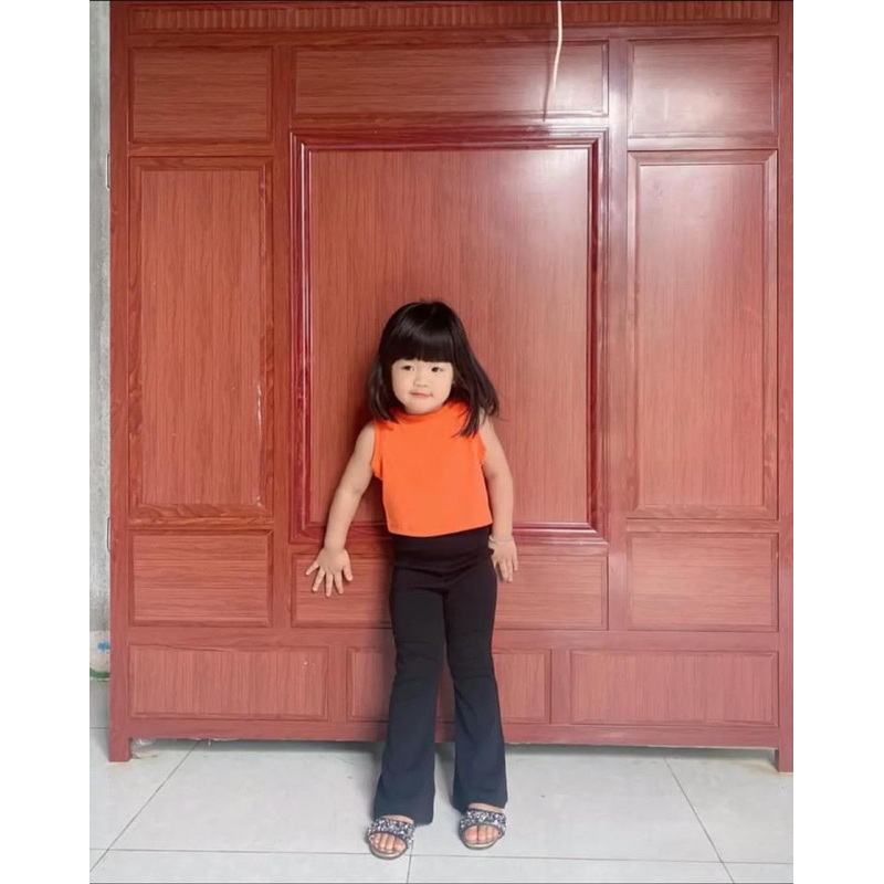 BG271- BỘ ÁO CROP QUẦN LOE ĐEN TH BÉ GÁI