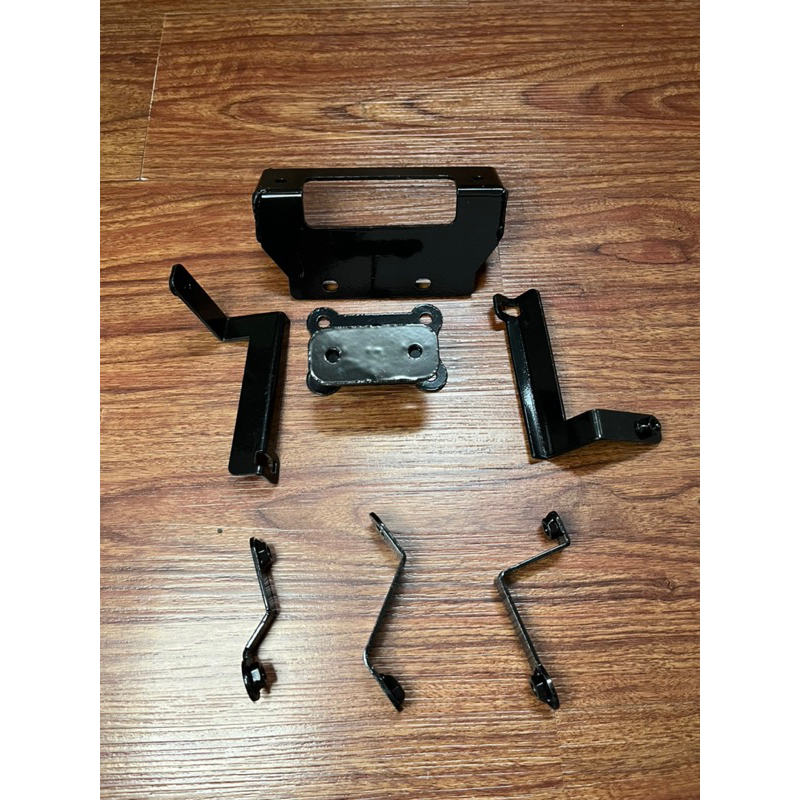 Bass xuống áo cho ex 135