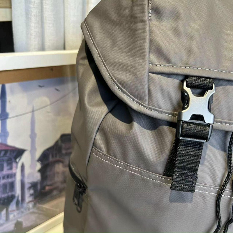 - Balo du lịch siêu chứa  vừa laptop Eastpak rucksack backpack--màu xám chống nước