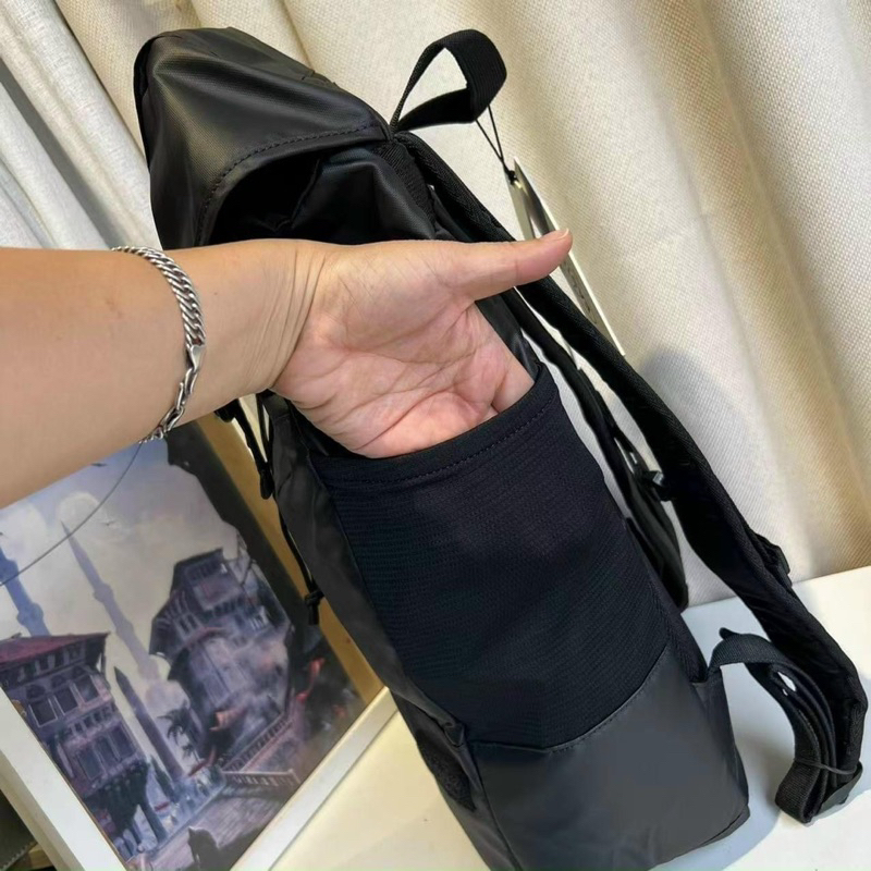 - Balo du lịch siêu chứa  vừa laptop Eastpak rucksack backpack--màu xám chống nước