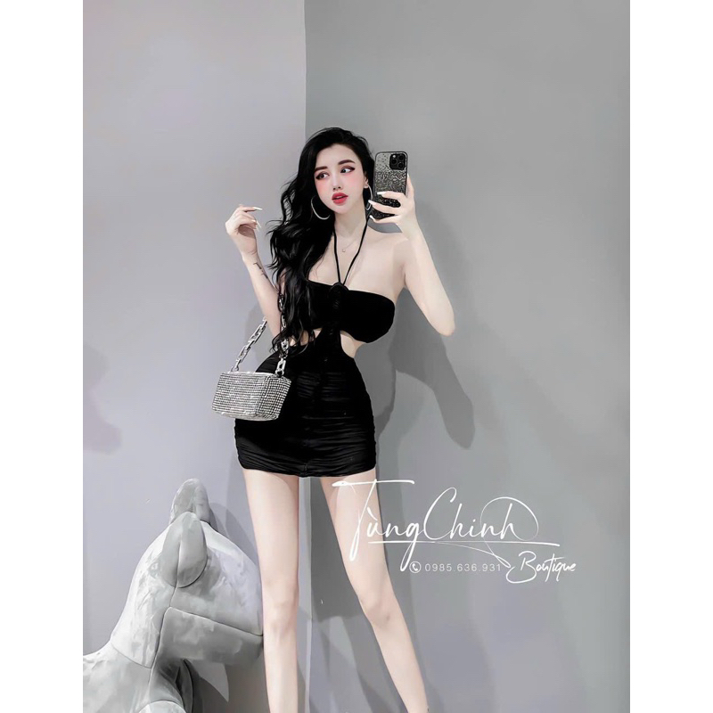 Đầm Body Yếm Nhún Gắn Hoa Hồng Khoét Eo Chất Gân Tăm Dày Dặn