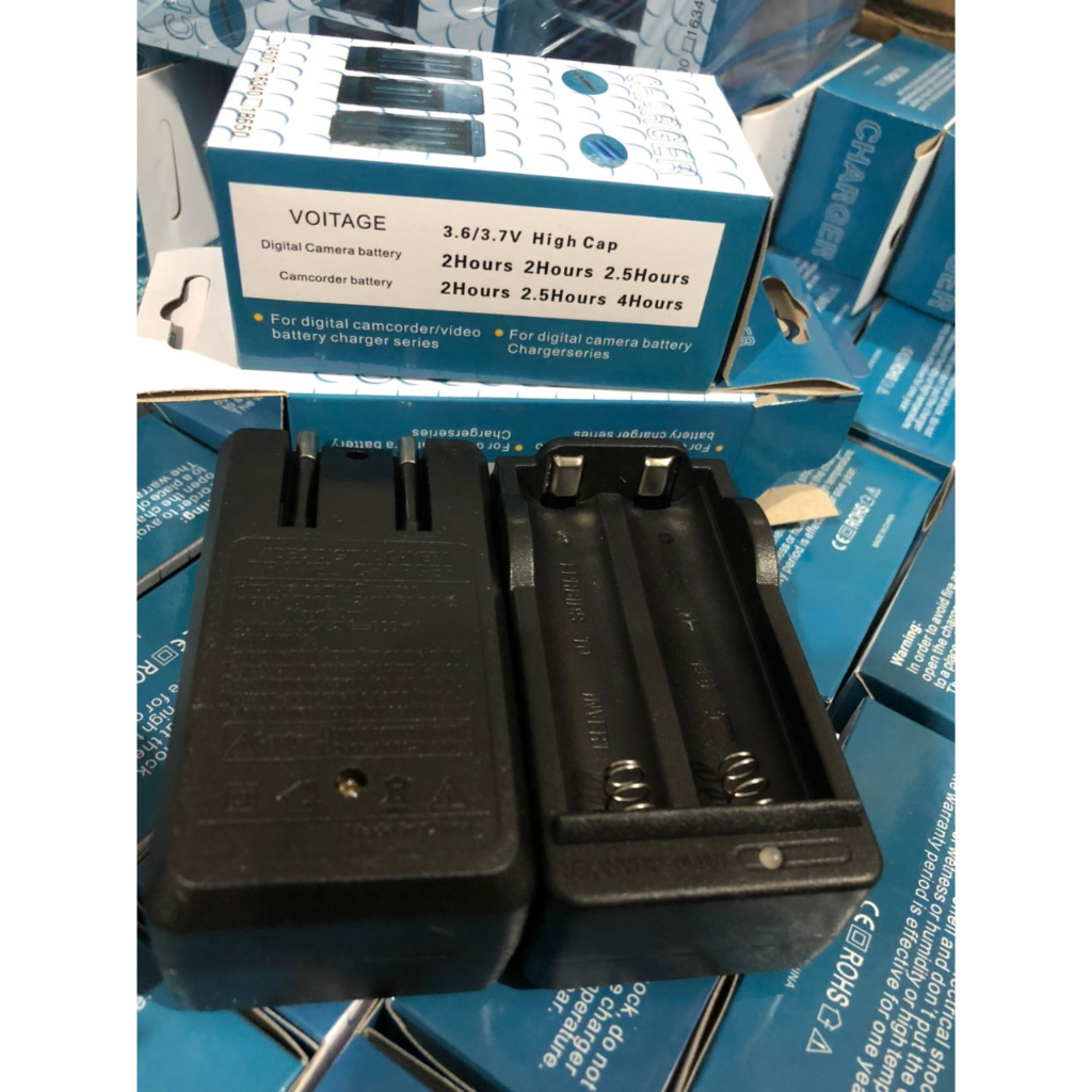 Combo Pin 18650 + Sạc