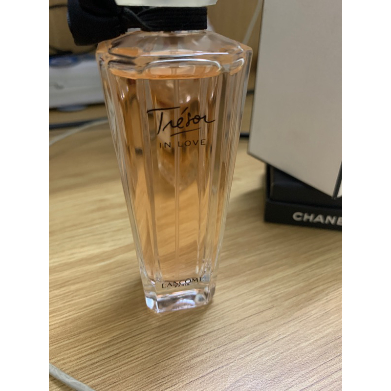 Mình pass nước hoa chính hãng của Lancome
