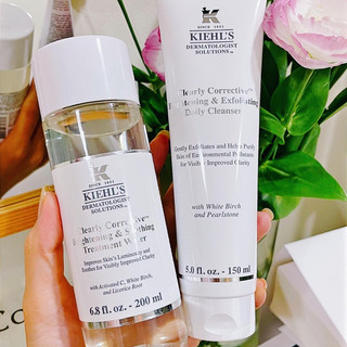 Sữa rữa mặt trắng da Clearly Corrective White Purifying Cleanser