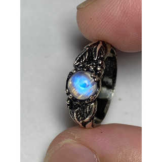 Nhẫn bạc đá Moonstone thiên nhiên.