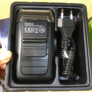 Máy cạo râu Kemei KM-1102