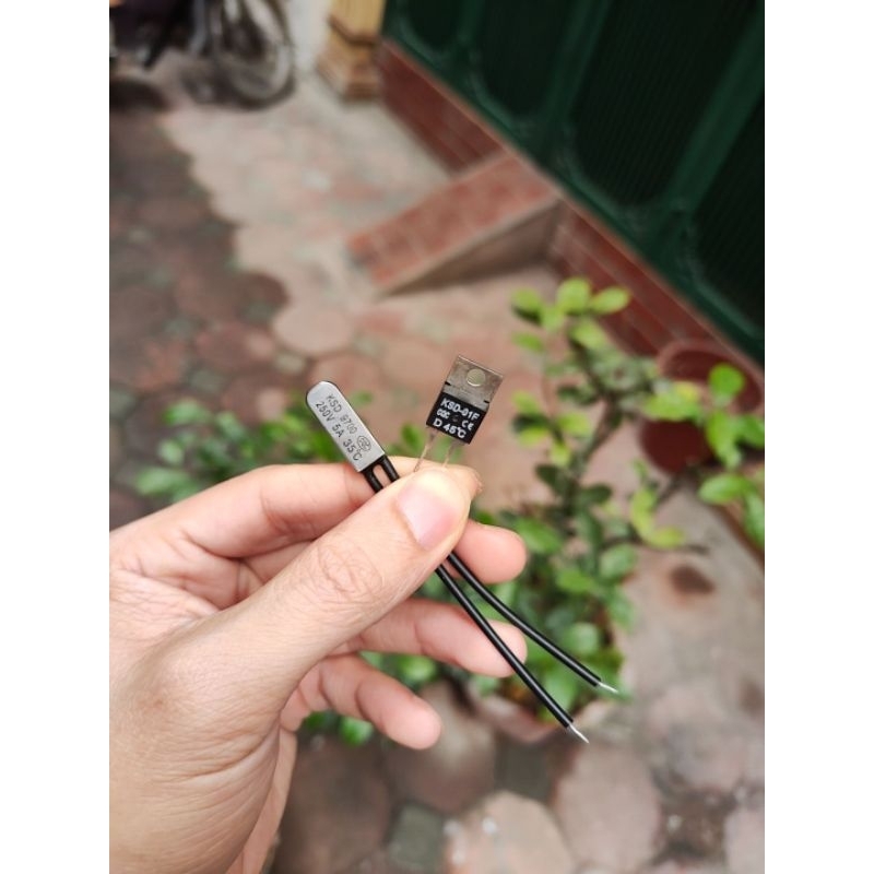 Cảm biến nhiệt KSD 9700 và KSD-01F thường đóng Normall Close