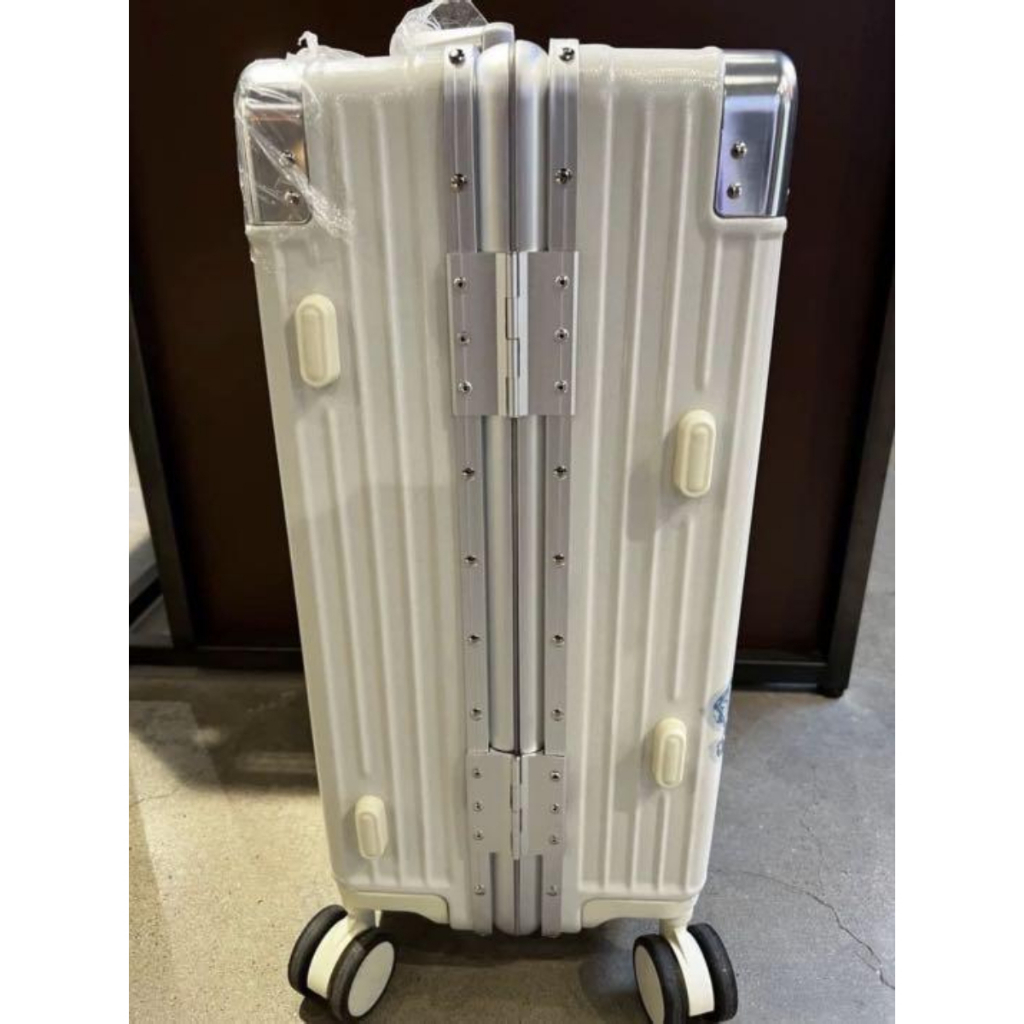 Vali Kéo Adi.das Sticker Trắng Sữa 2022 size 22