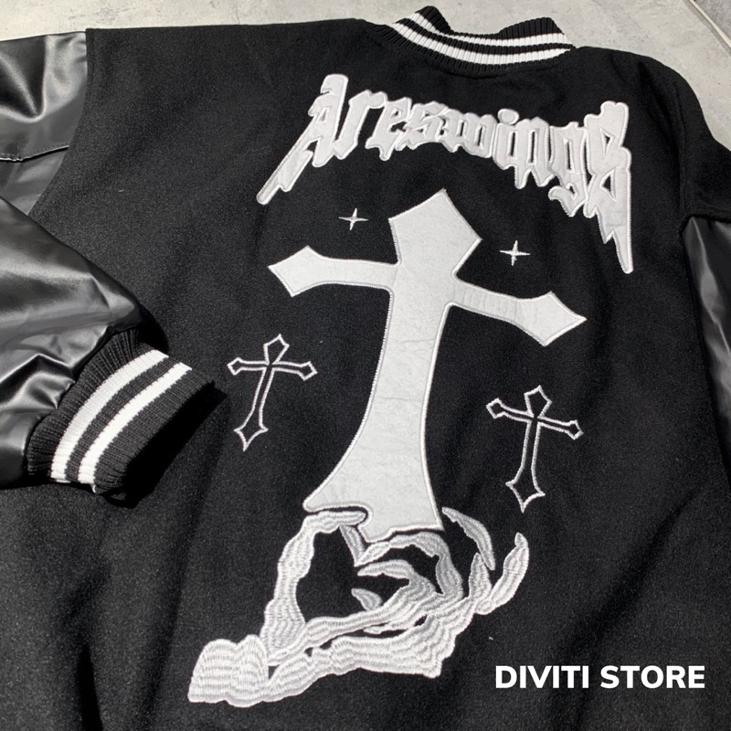 Áo Khoác Bomber Thánh Giá Cool Ngầu