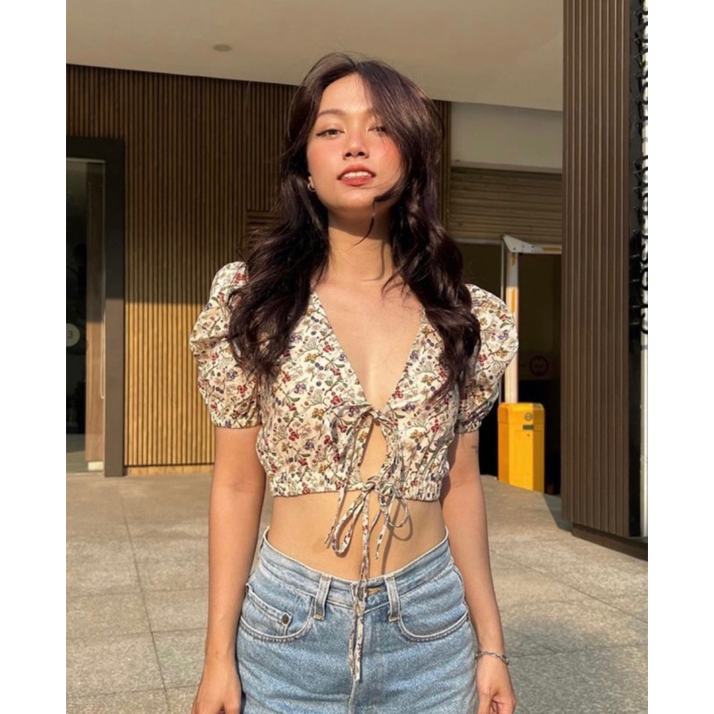 Pass áo croptop hoa nhí