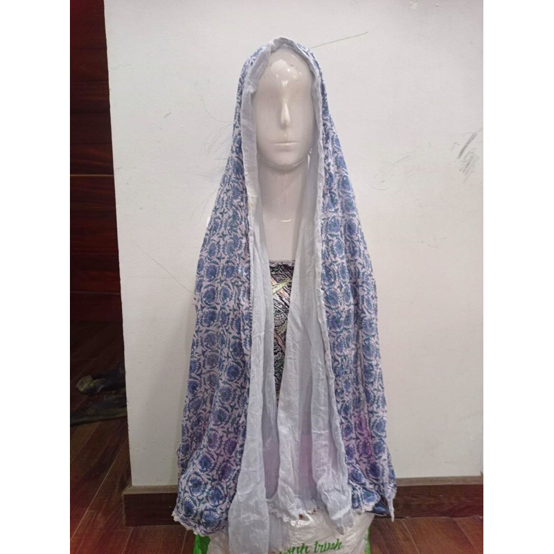 Hàng lỗi - Lô khăn choàng (47dck)