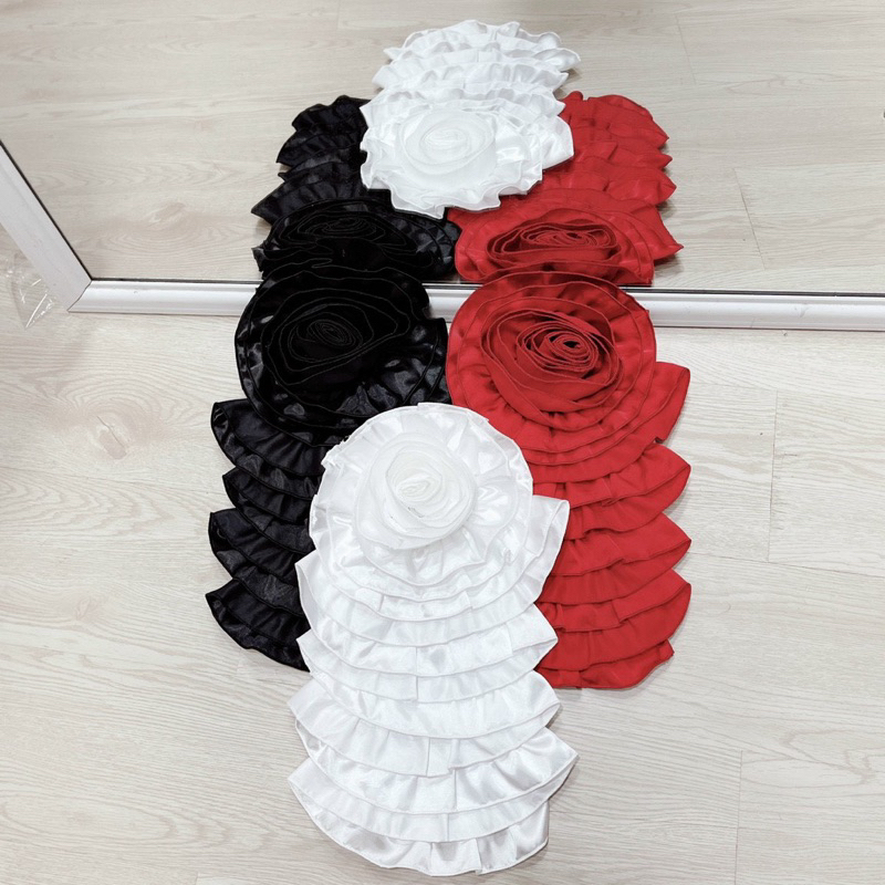 Áo Ống Hoa Hồng Xoè Vòng Ngực Tròn Nhún Lưng