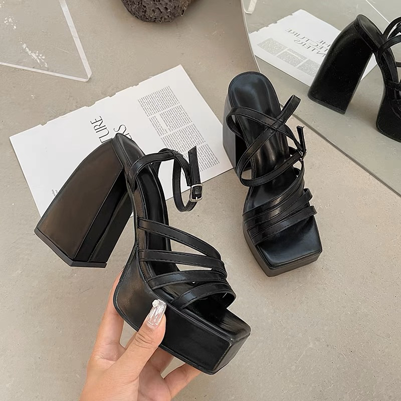 GIÀY CAO GÓT Y2K QUAI NGANG KHOÁ GÀI ĐẾ VUÔNG 14CM