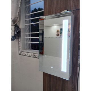  tủ gương nhà tắm thông minh đèn led cảm ứng 