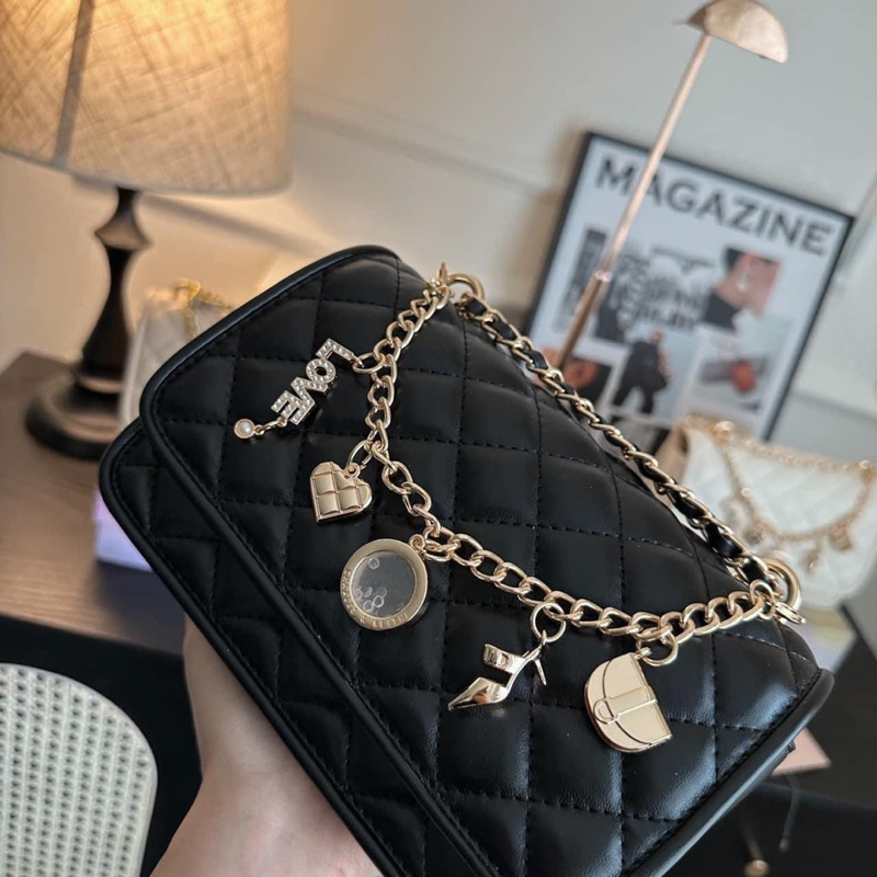 Order - Clutch chần bông đính đá quyến rũ CK2