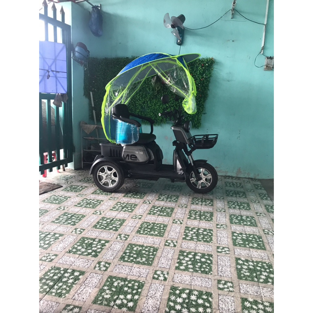 Mái che xe máy di động, áo mưa chống mưa nắng thiết kế thời trang,tháo mở linh động bằng khóa kéo