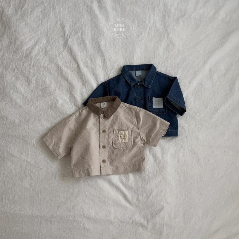 Áo sơ mi tay ngắn phối túi minirobe