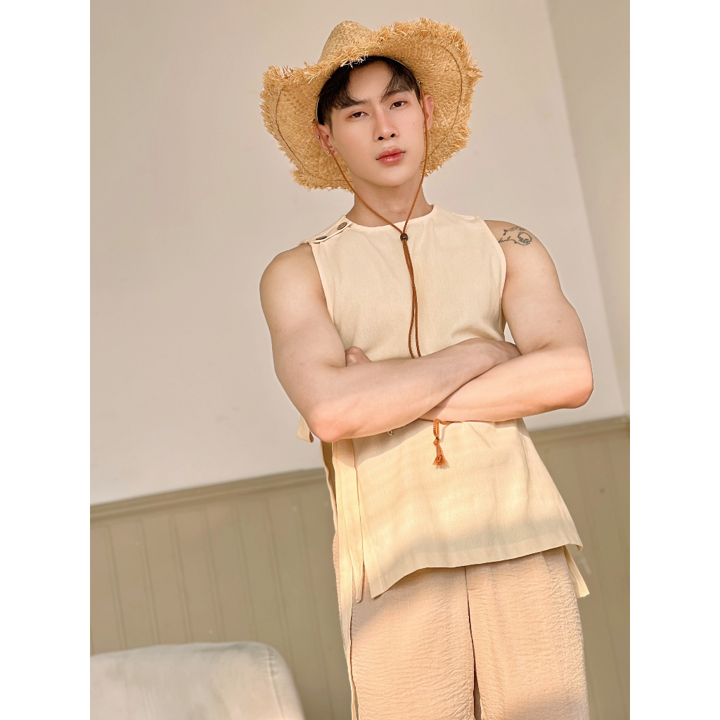 Áo tanktop phối dây hở sườn cực chất thương hiệu REO Concept