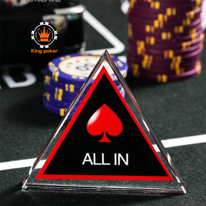 Nút all in hình tam giác thủy tinh cao cấp dùng chơi poker trong casino club