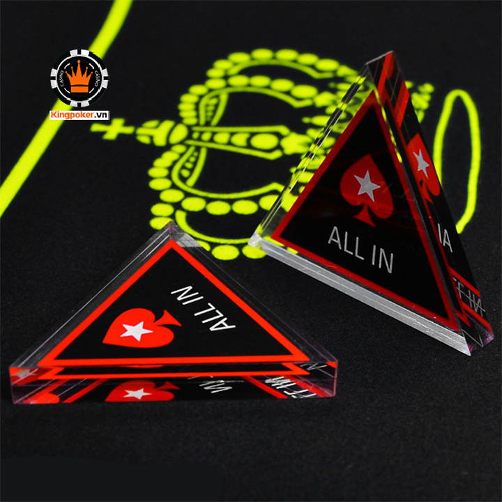 Nút all in hình tam giác thủy tinh cao cấp dùng chơi poker trong casino club