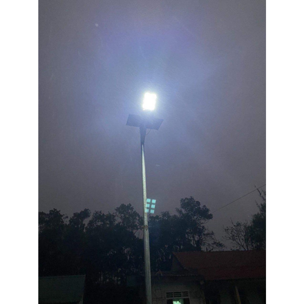 Đèn đường phố năng lượng mặt trời công suất 300W Chính Hãng tuổi thọ 10 năm, Đèn trang trí sân vườn khuôn viên lớn