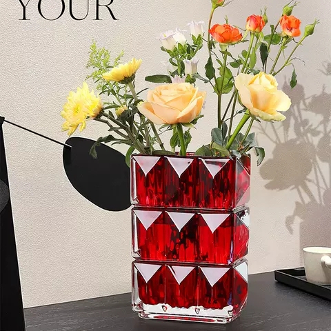 Bình hoa thuỷ tinh cao cấp Qhouse , lọ hoa decor trang trí để bàn làm việc phong cách Scandinavian đẳng cấp
