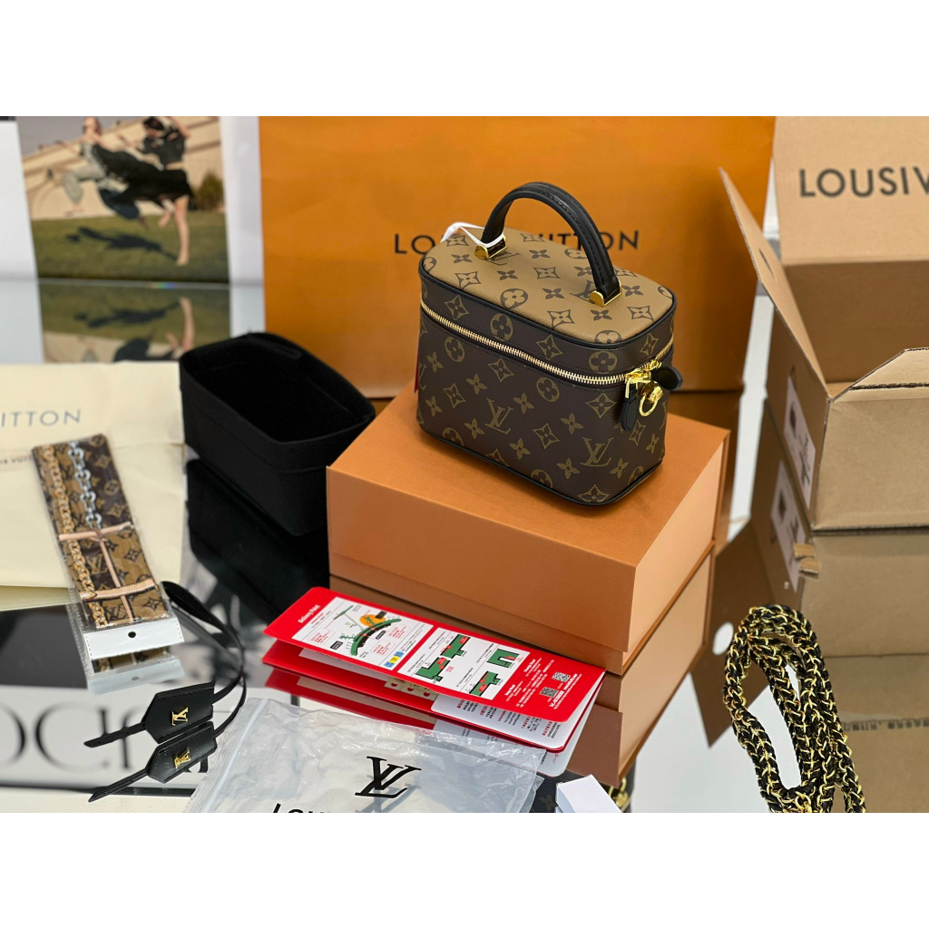 Túi Lvs vantity sp vip size 19cm  lót chia ngắn fullbox vip 2 lớp hóa đơn khăn turban kèm ảnh thật