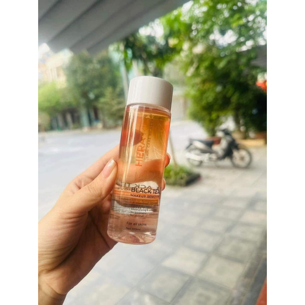 Tẩy trang Hera Rise giúp làm sạch da, giúp bước dưỡng da hiệu quả hơn