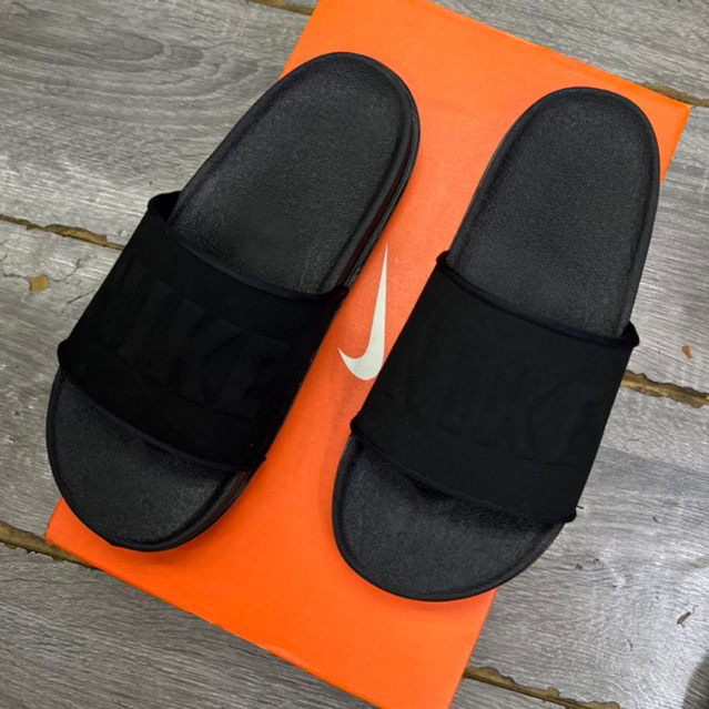 Dép thể thao nam authentic