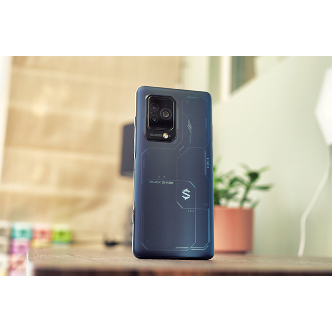 Xiaomi Black Shark 5 Pro màn hình 144Hz siêu gaming đầy đủ phụ kiện, máy nguyên seal có bảo hành 1 năm