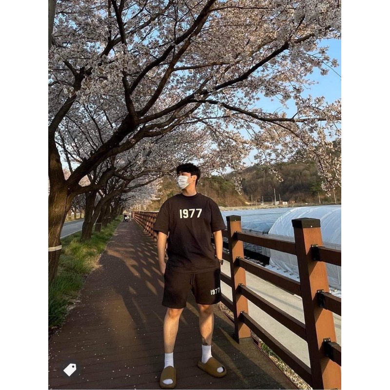 Áo thun Essentials 1977 hàng cao cấp loại 1 full bao bì tag & mác