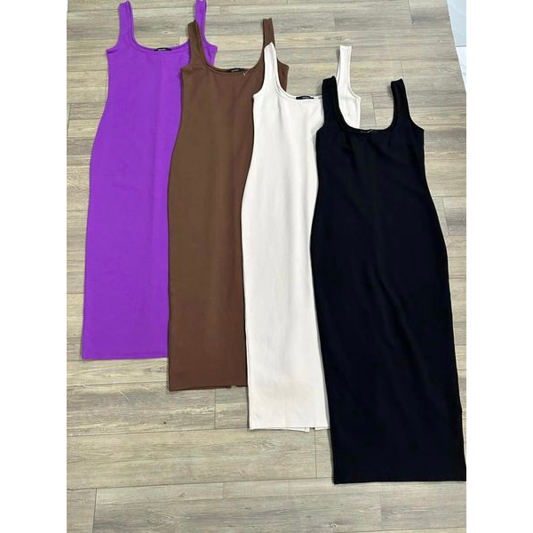 D51 đầm midi cổ vuông F21